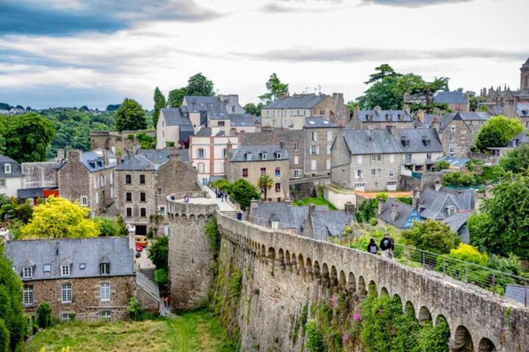 Appartement STERENN Joli T2 - 900m de la gare - Centre Dinan Extérieur photo