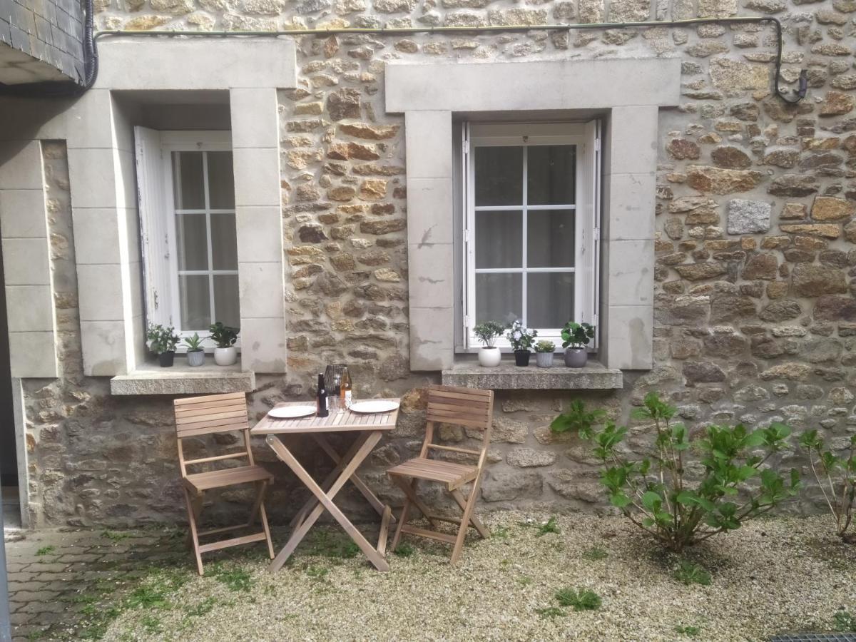 Appartement STERENN Joli T2 - 900m de la gare - Centre Dinan Extérieur photo